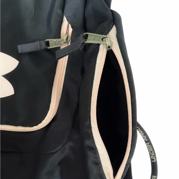 EUC Under Armour Undeniable Sackpack - Picture 3 of 4